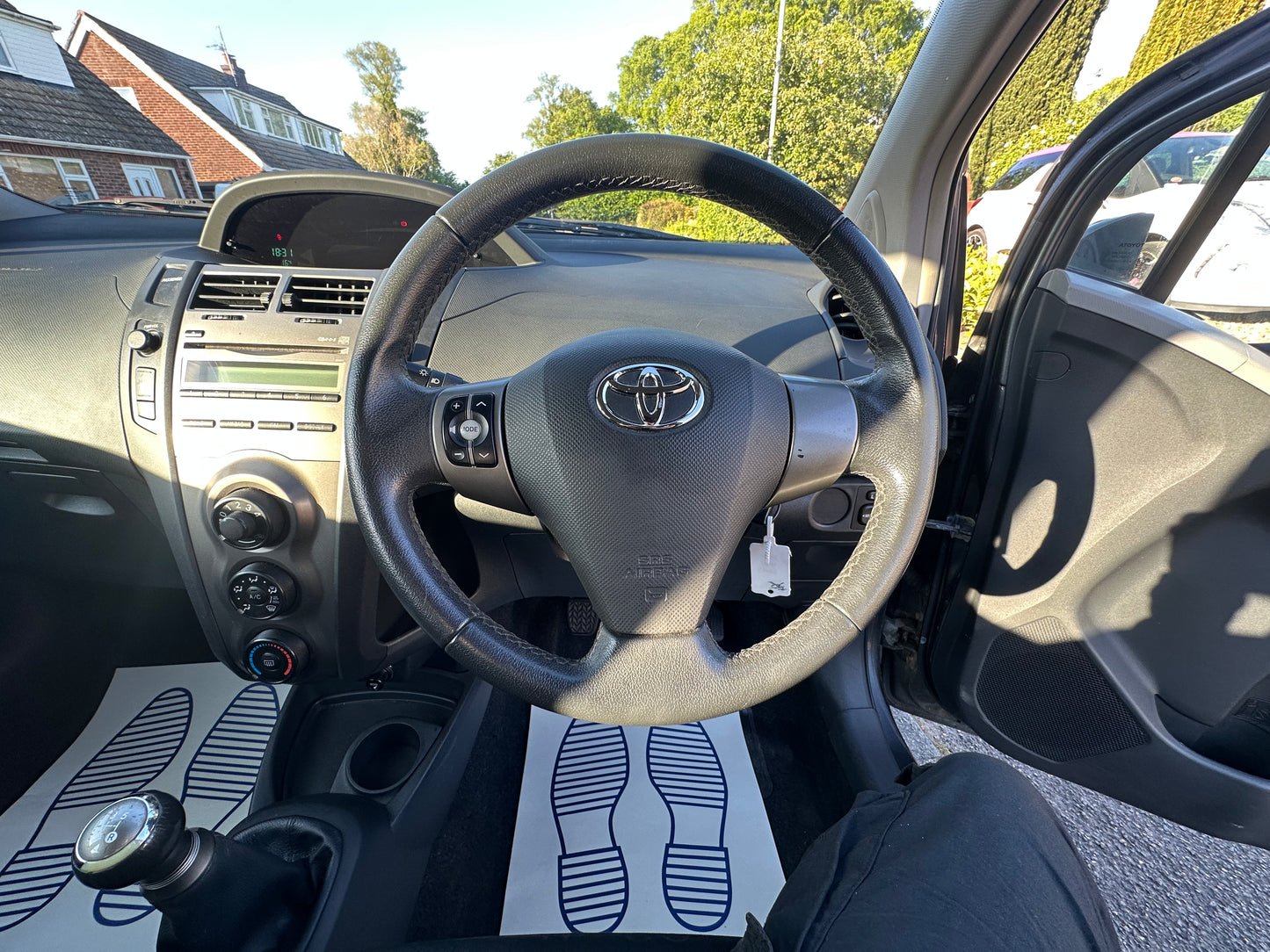 Toyota Yaris 1.0 VVT-i TR Hatchback 5dr