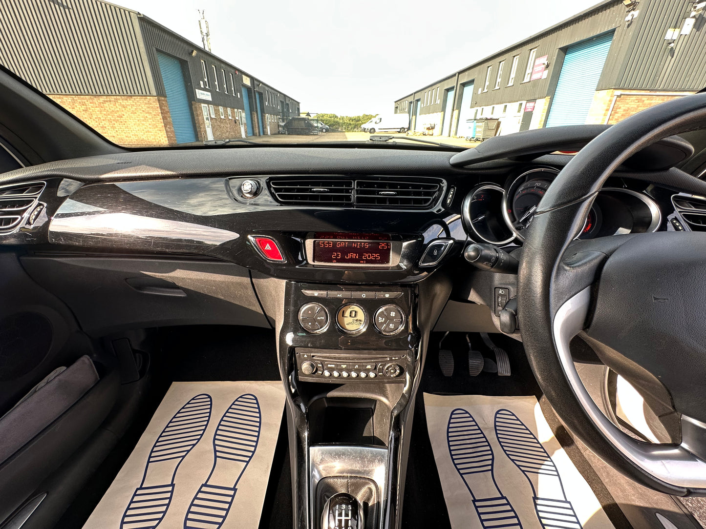 CITROEN DS3 1.6 VTi 16V DStyle Plus 3dr