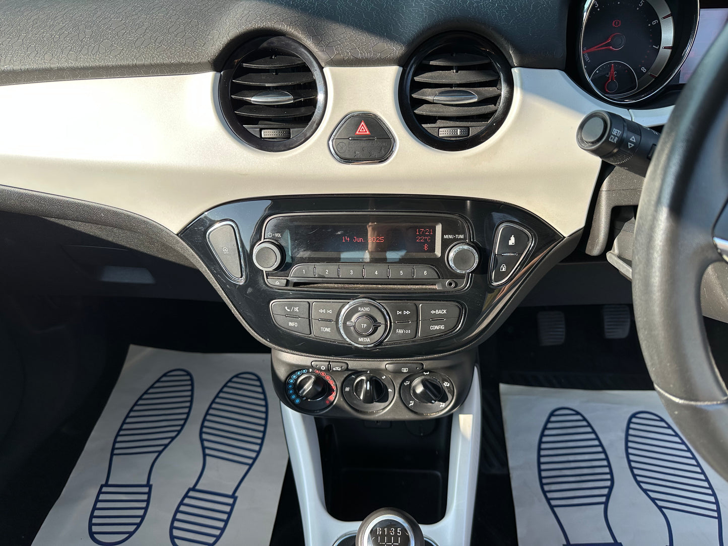 VAUXHALL ADAM 1.2i Jam 3dr