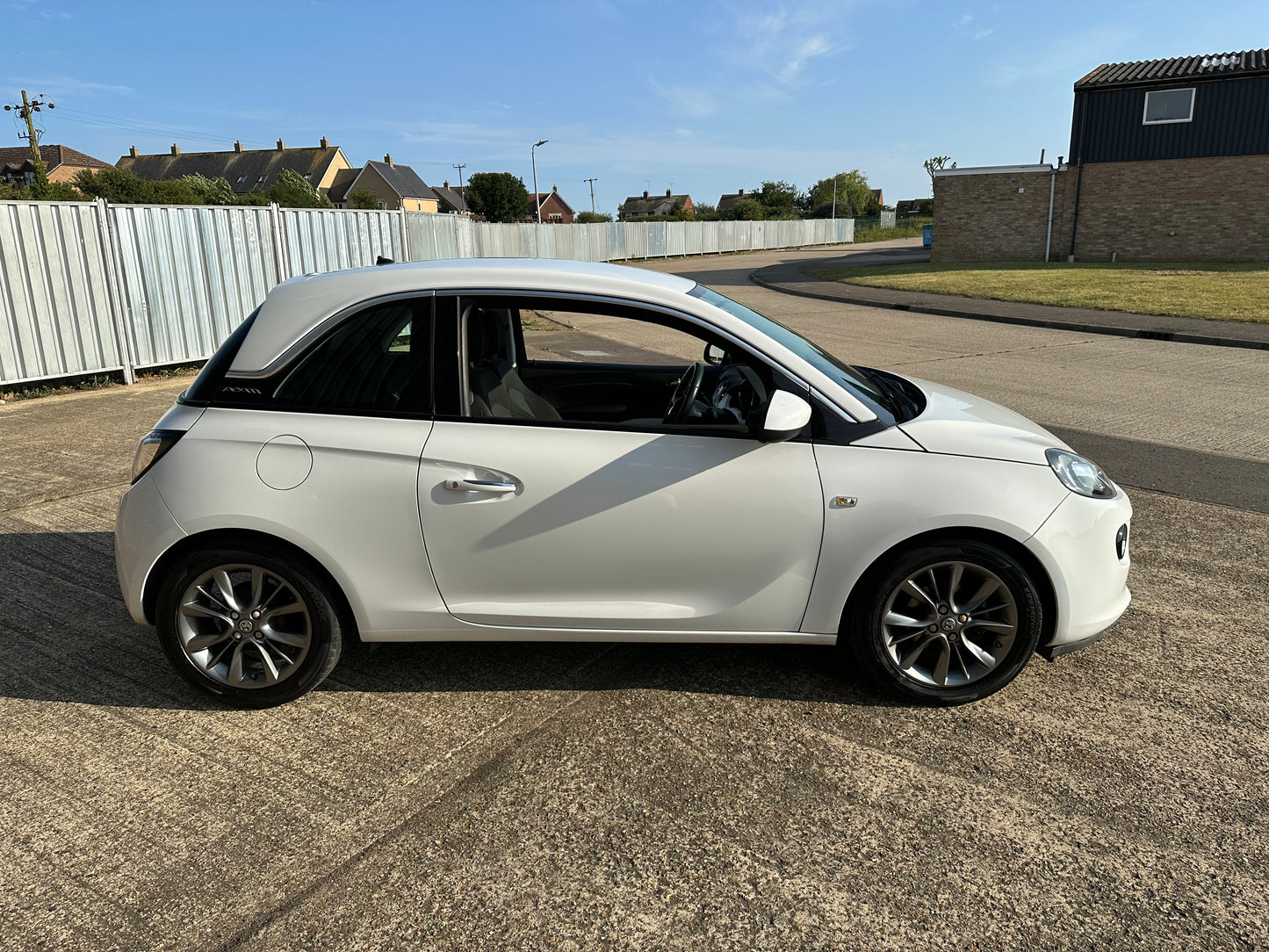 VAUXHALL ADAM 1.2i Jam 3dr