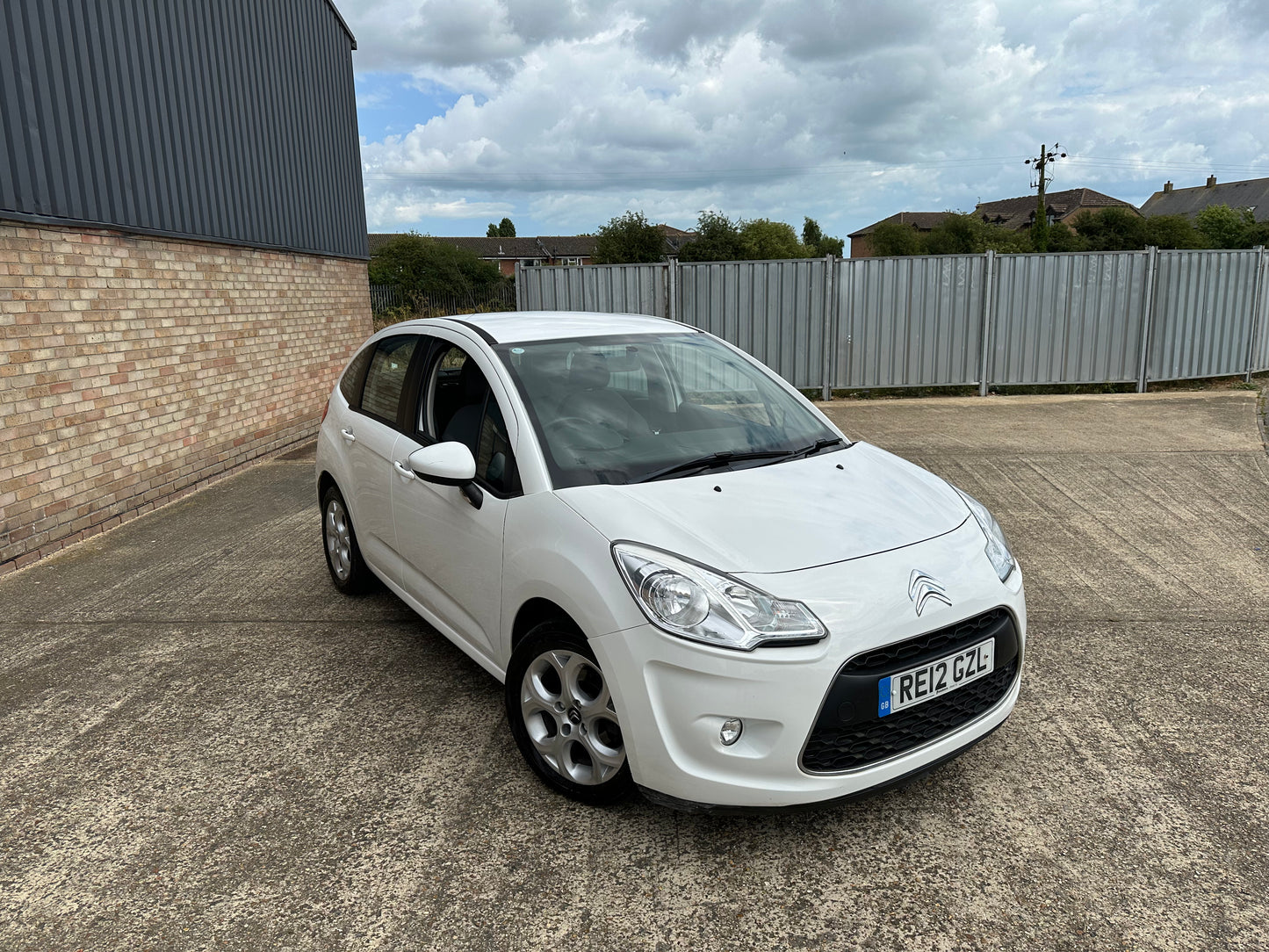 CITROEN C3 1.4i White 5dr