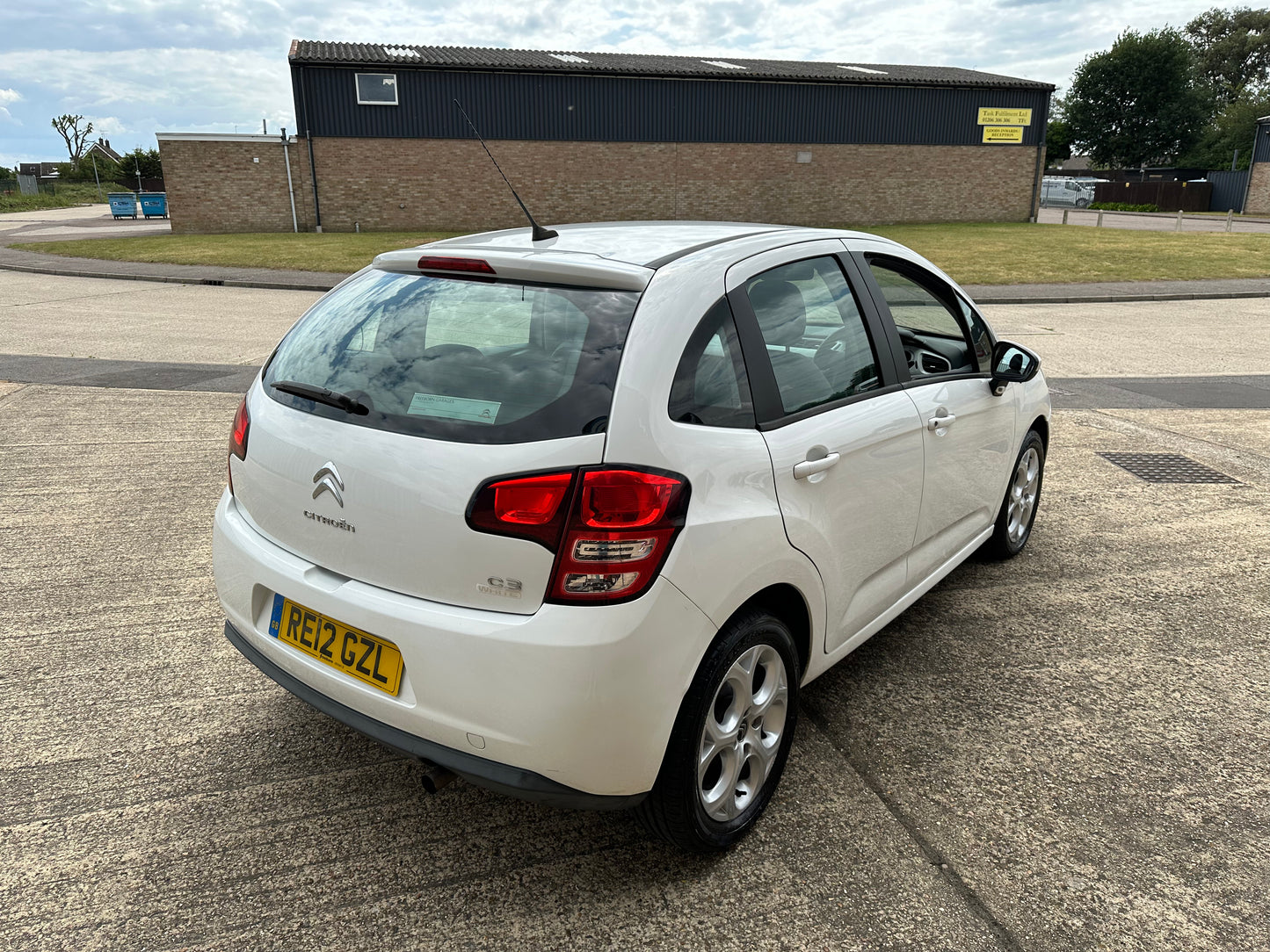 CITROEN C3 1.4i White 5dr