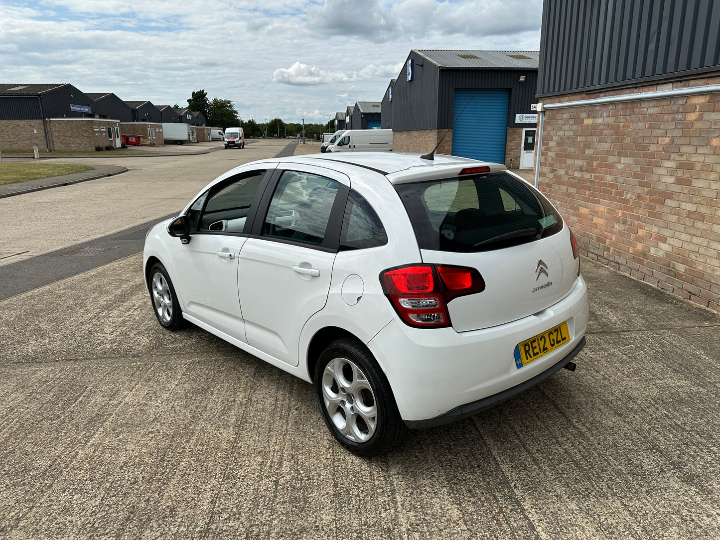CITROEN C3 1.4i White 5dr