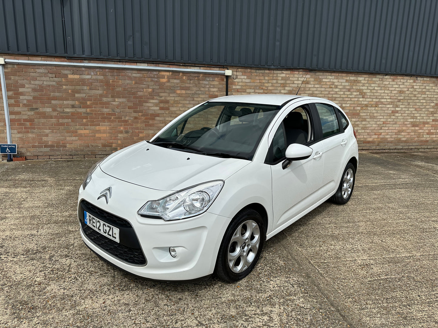 CITROEN C3 1.4i White 5dr