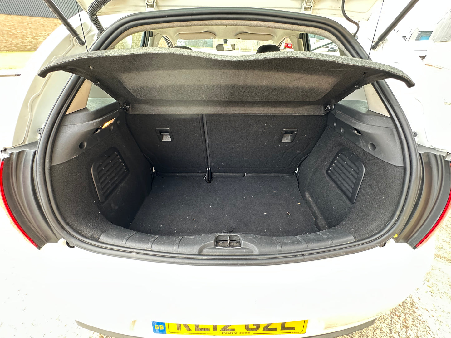 CITROEN C3 1.4i White 5dr