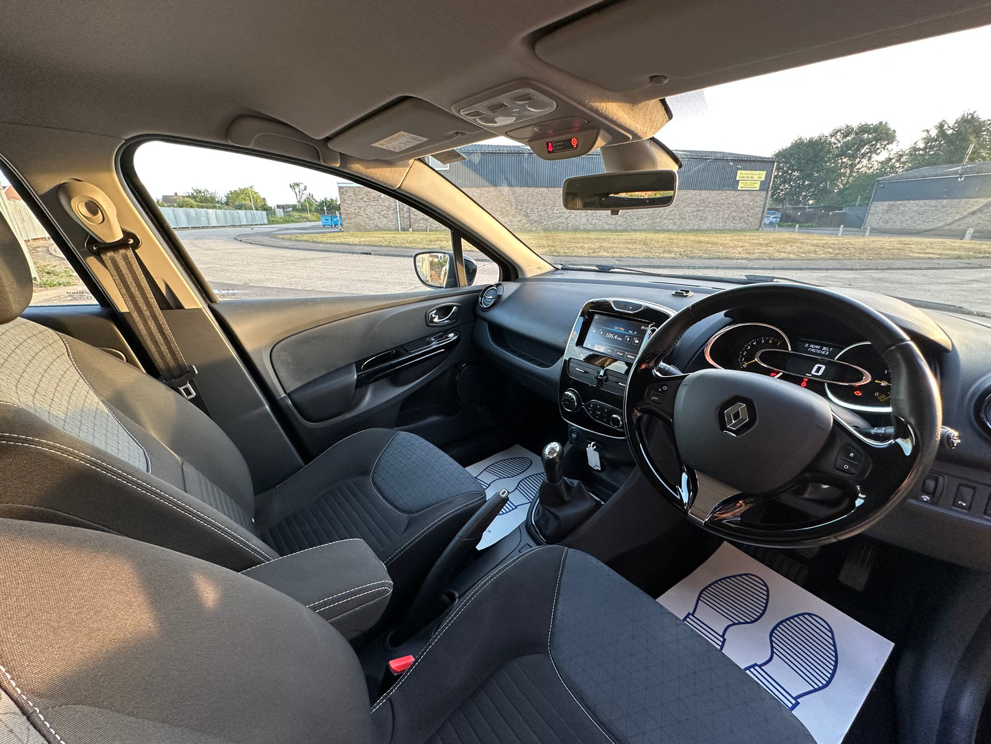 RENAULT CLIO 0.9 TCE 90 Dynamique S MediaNav Energy 5dr