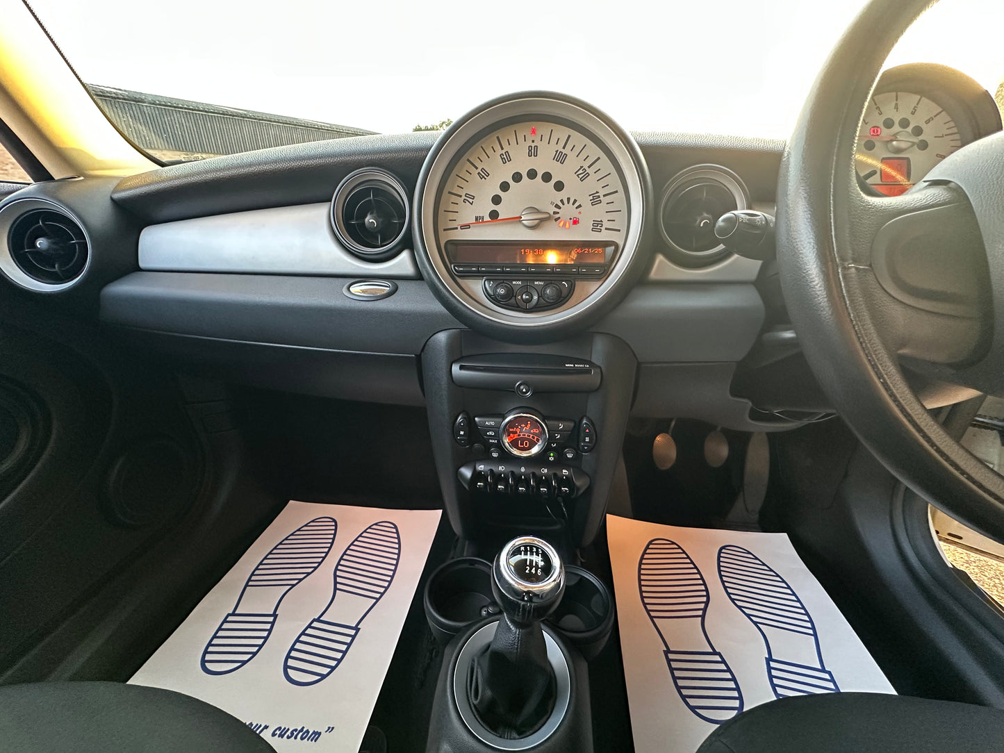 MINI HATCHBACK 1.6 One 3dr