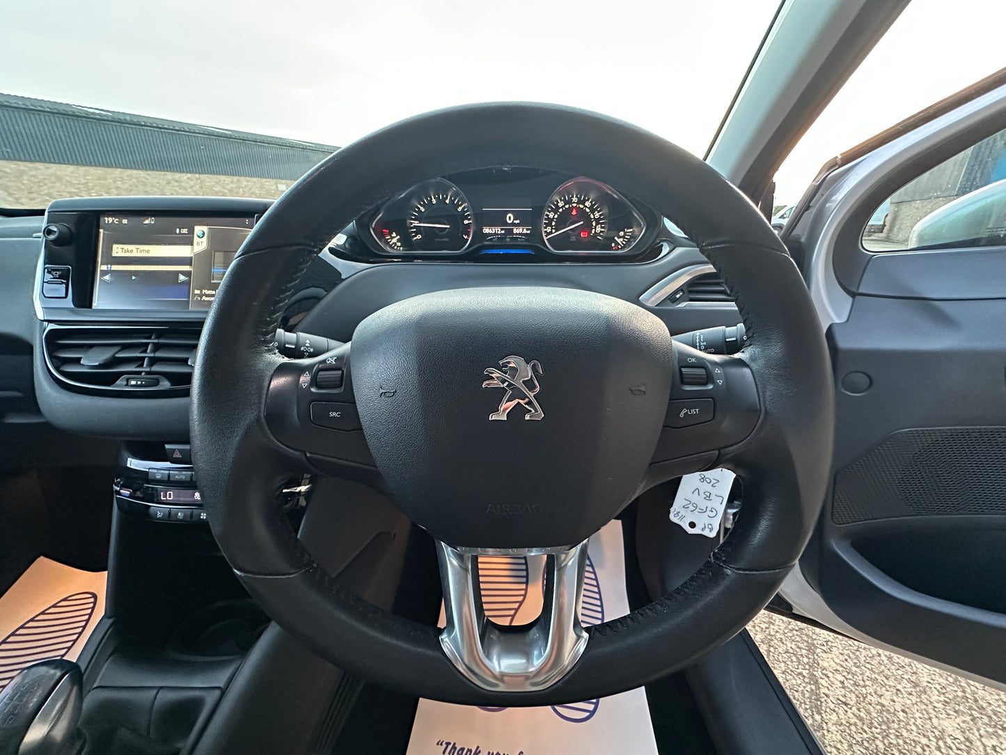 PEUGEOT 208 1.2 VTi Allure 5dr
