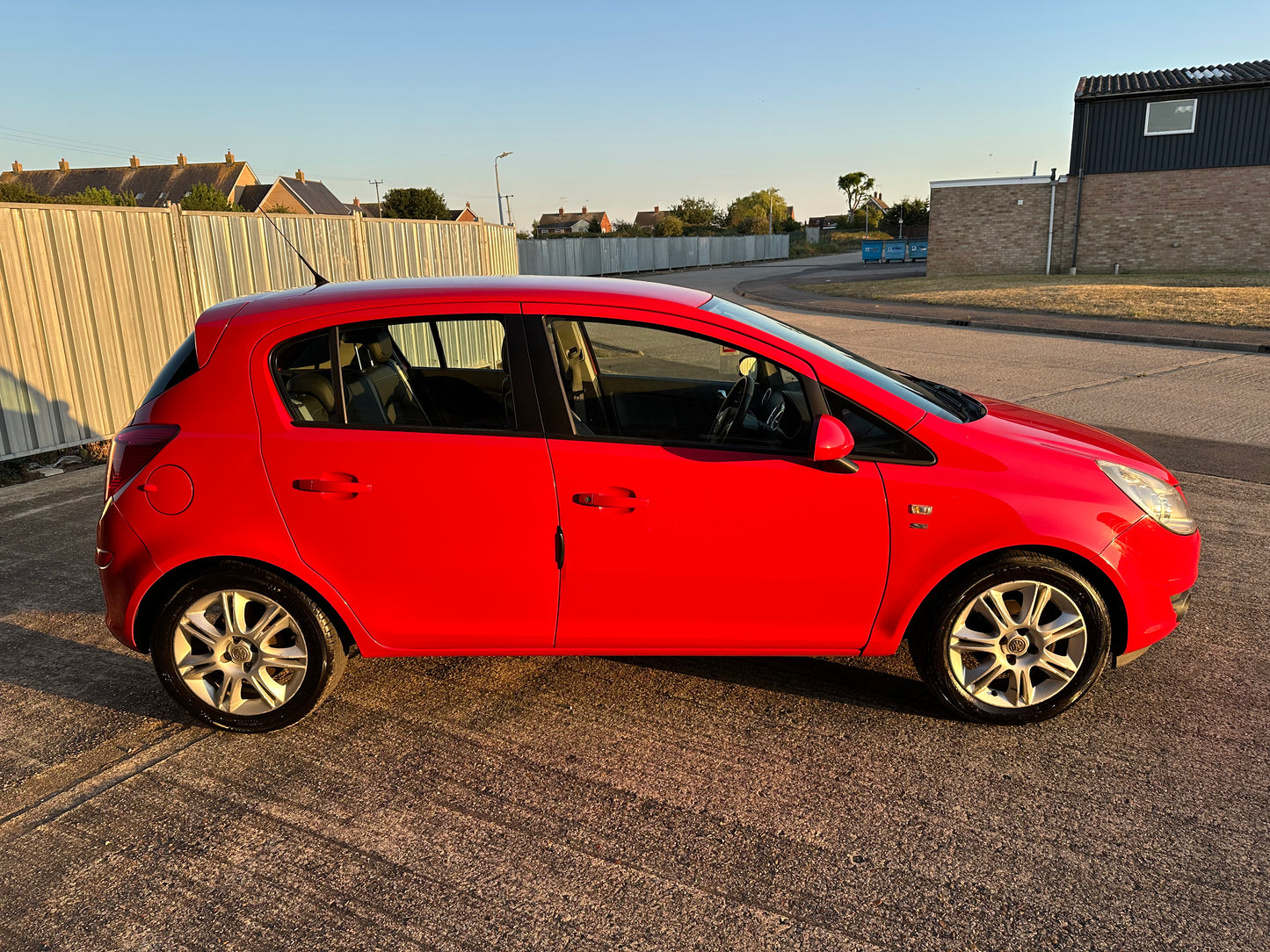VAUXHALL CORSA 1.2i 16V [85] SE 5dr