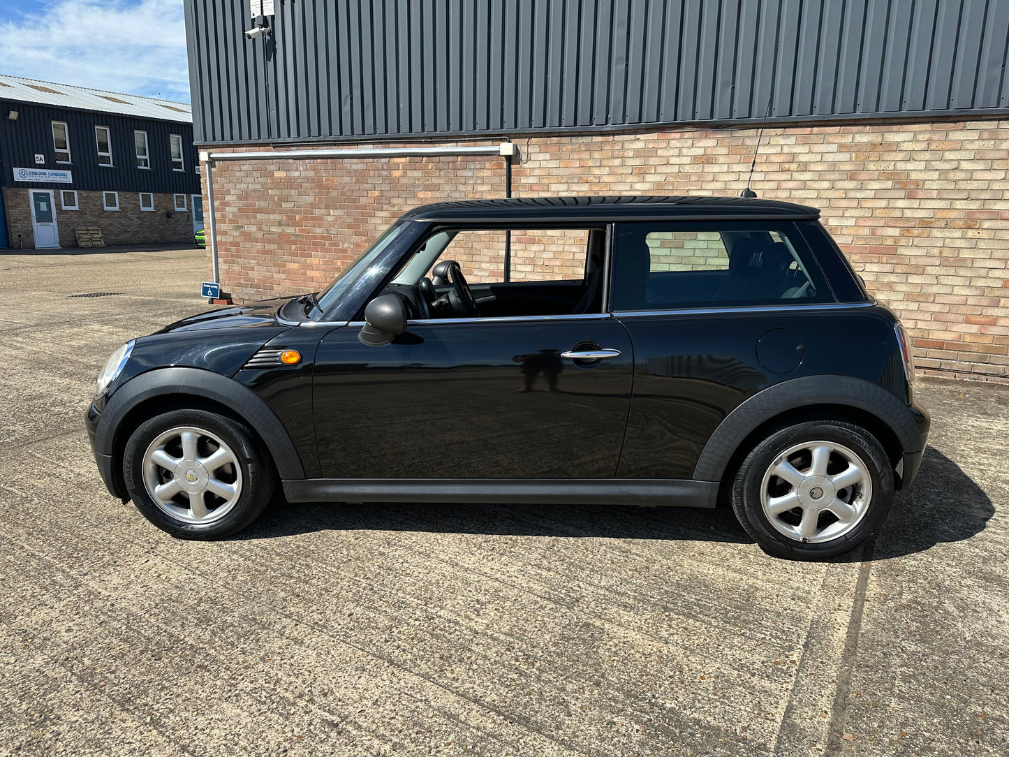 MINI HATCHBACK 1.4 One 3dr