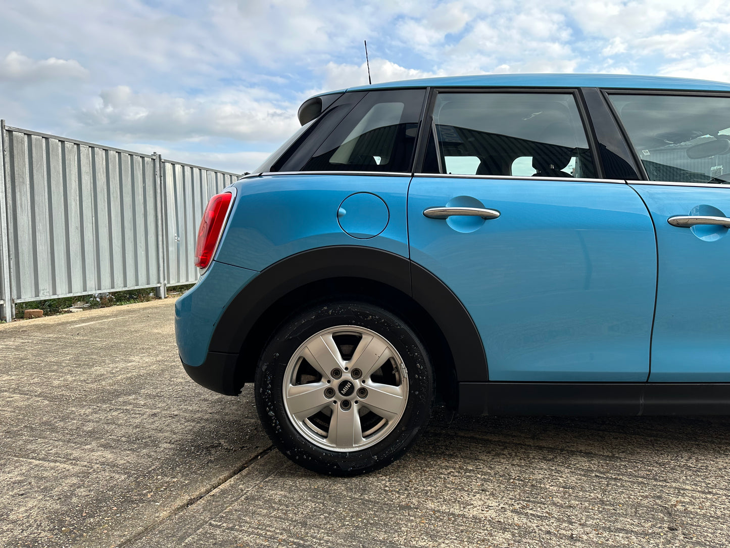 MINI HATCHBACK 1.2 One 5dr