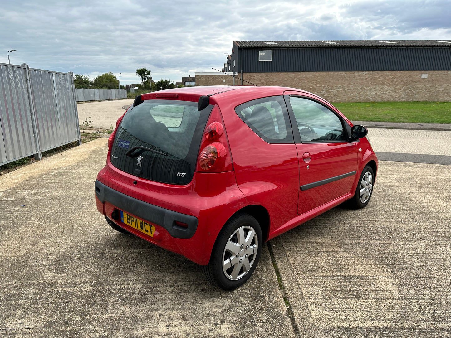PEUGEOT 107 1.0 Urban 3dr