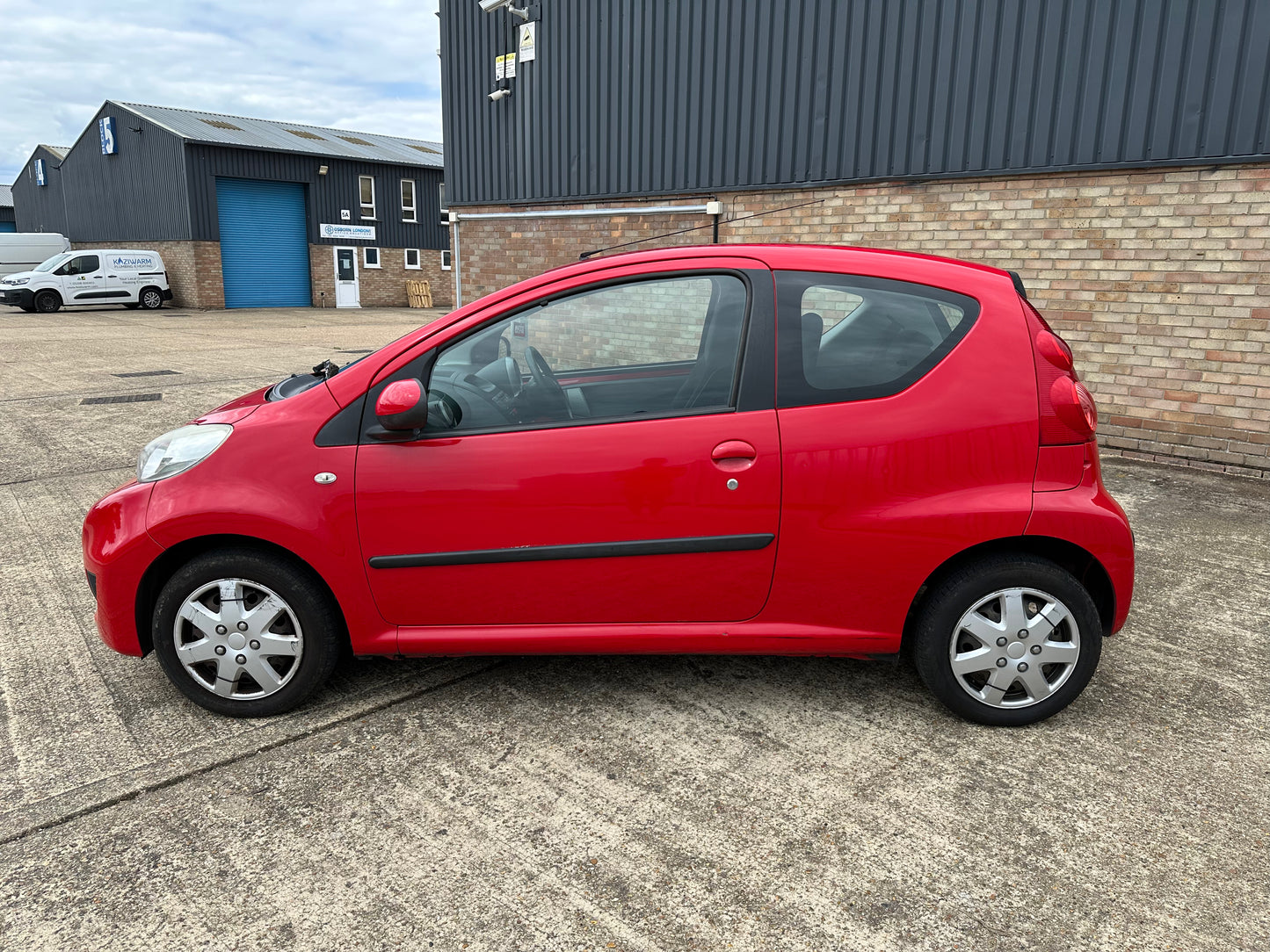 PEUGEOT 107 1.0 Urban 3dr