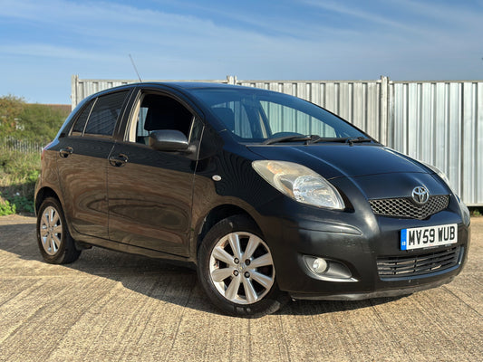 TOYOTA YARIS 1.33 VVT-i T Spirit 5dr