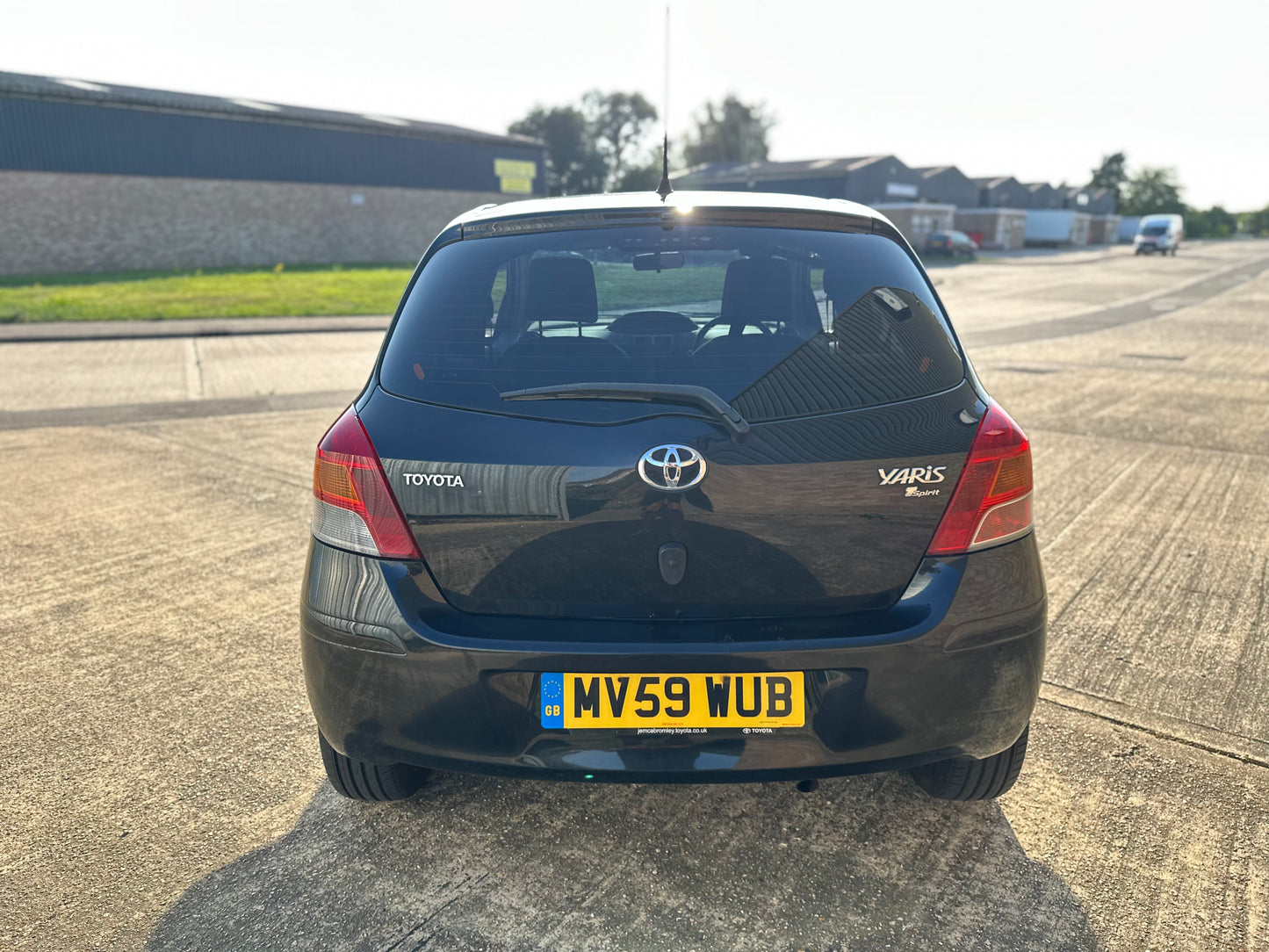 TOYOTA YARIS 1.33 VVT-i T Spirit 5dr