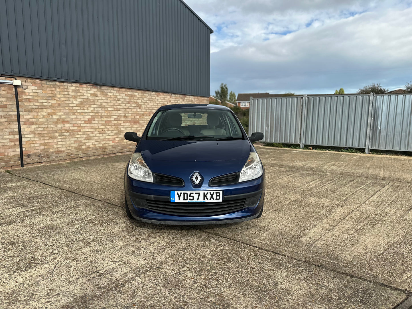RENAULT CLIO 1.2 16V Expression 5dr