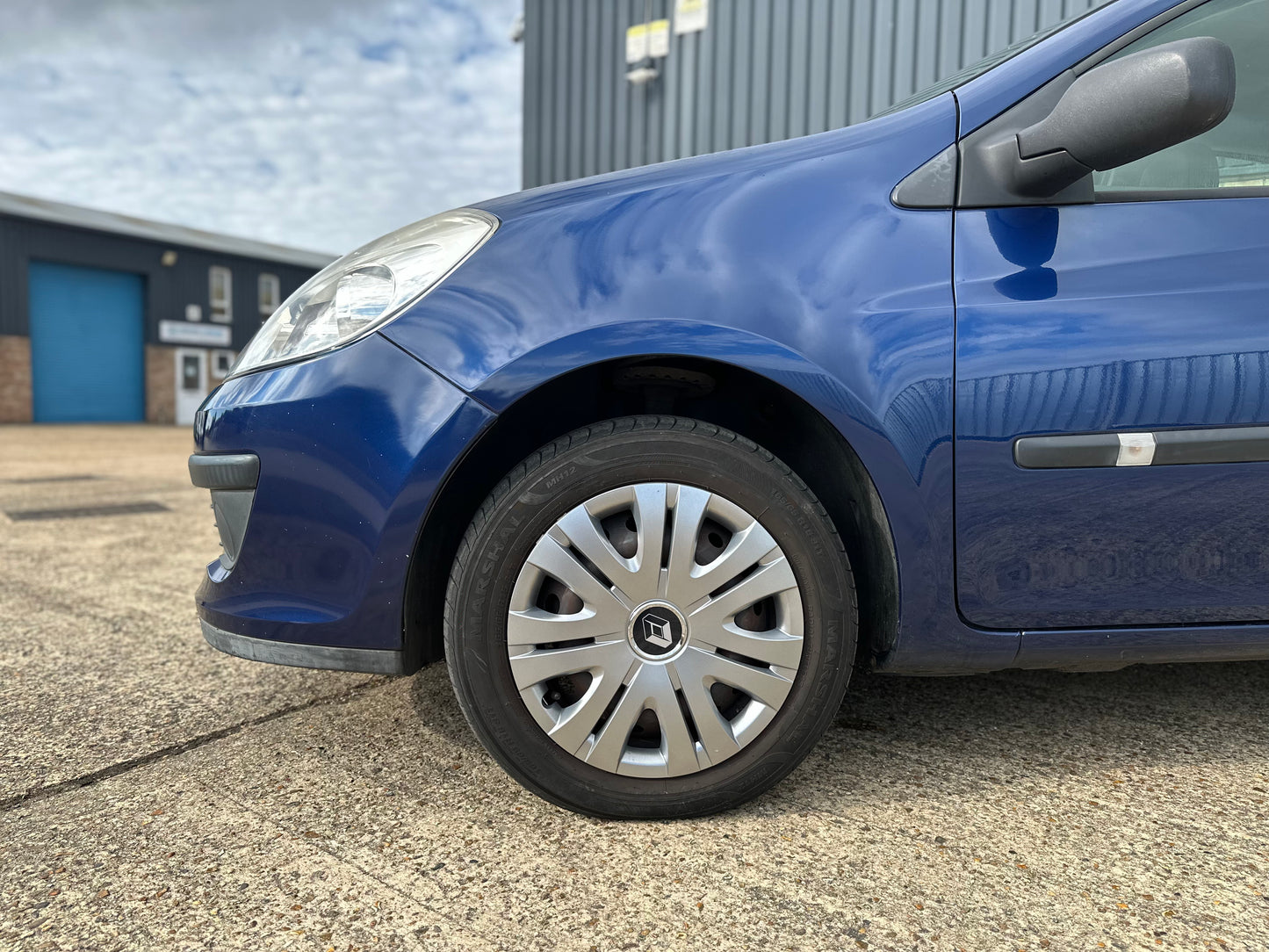 RENAULT CLIO 1.2 16V Expression 5dr