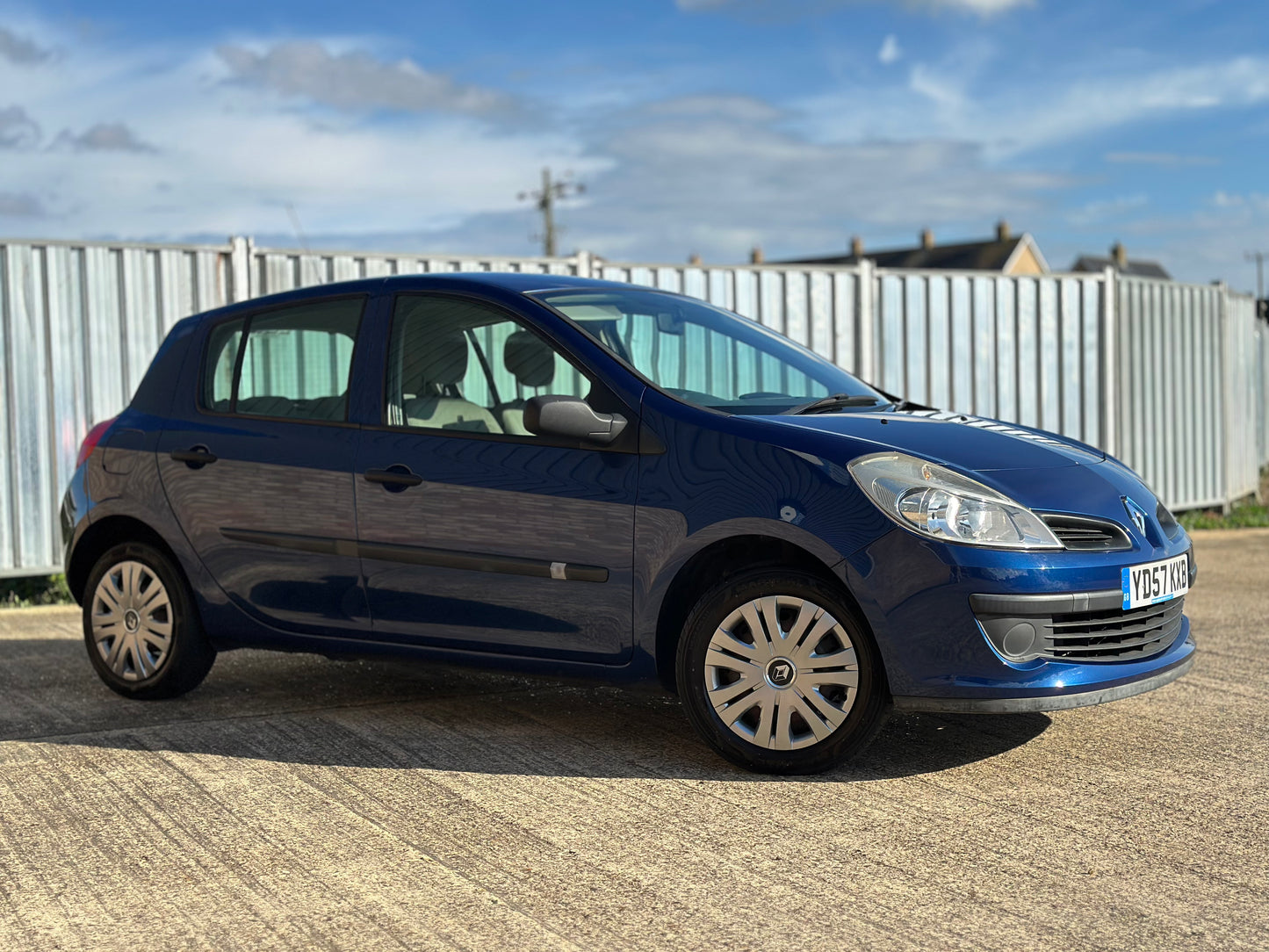 RENAULT CLIO 1.2 16V Expression 5dr