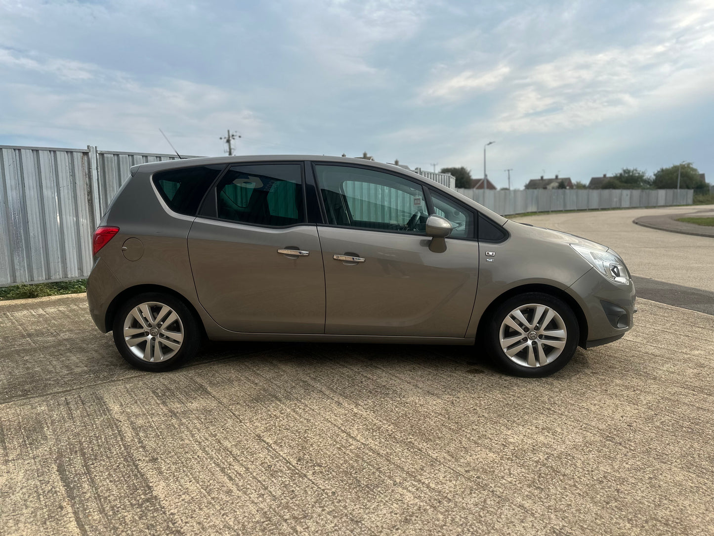 VAUXHALL MERIVA 1.4T 16V SE 5dr