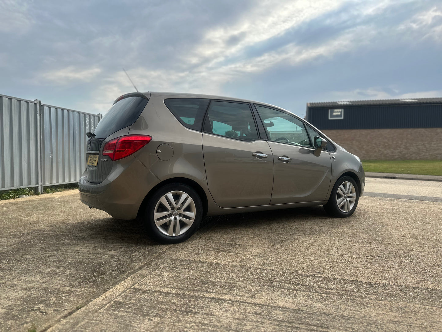 VAUXHALL MERIVA 1.4T 16V SE 5dr