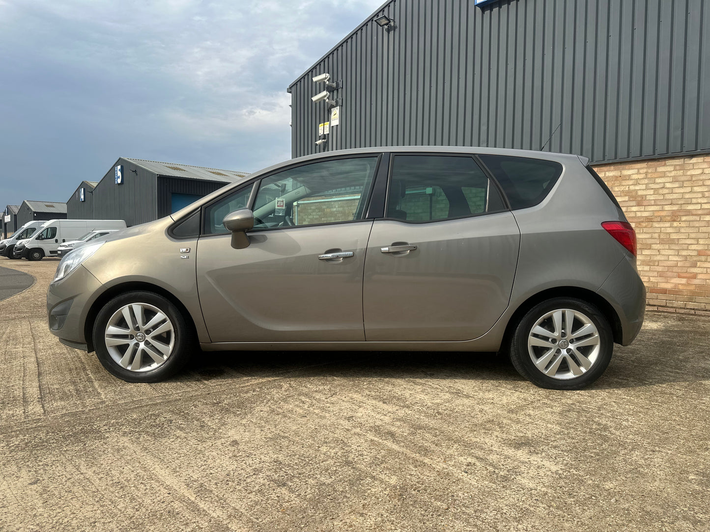 VAUXHALL MERIVA 1.4T 16V SE 5dr