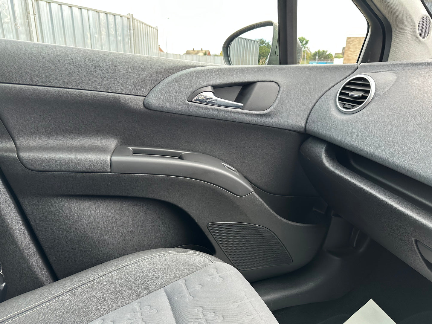 VAUXHALL MERIVA 1.4T 16V SE 5dr