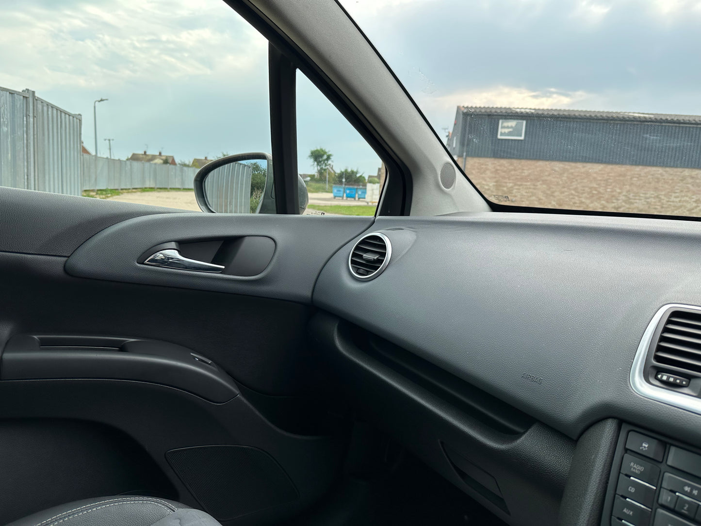 VAUXHALL MERIVA 1.4T 16V SE 5dr