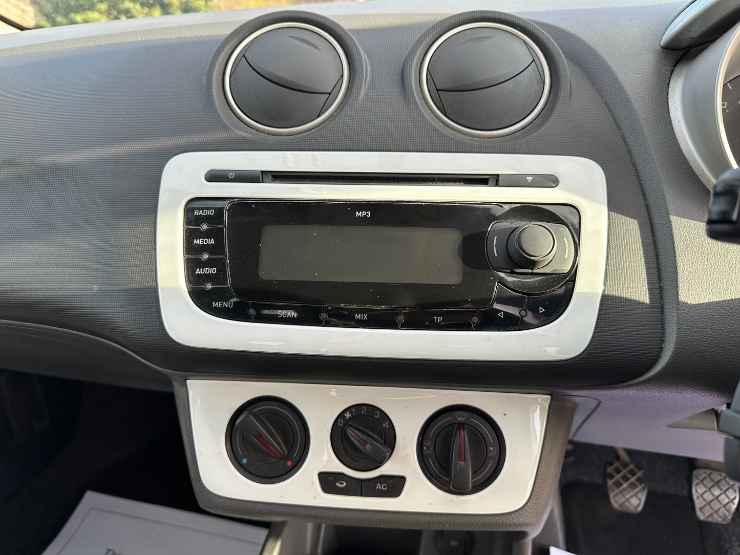 SEAT IBIZA 1.4 SE 3dr