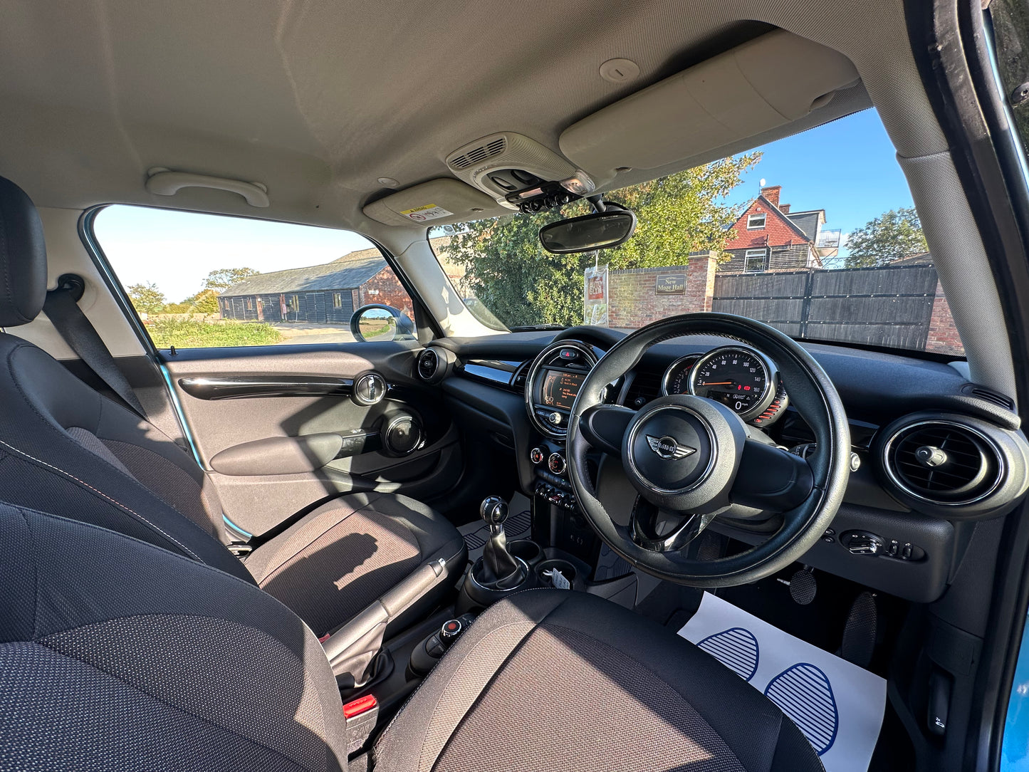 MINI HATCHBACK 1.2 One 5dr