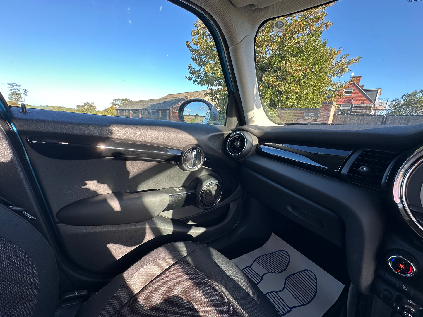 MINI HATCHBACK 1.2 One 5dr