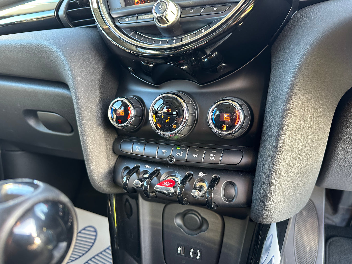 MINI HATCHBACK 1.2 One 5dr