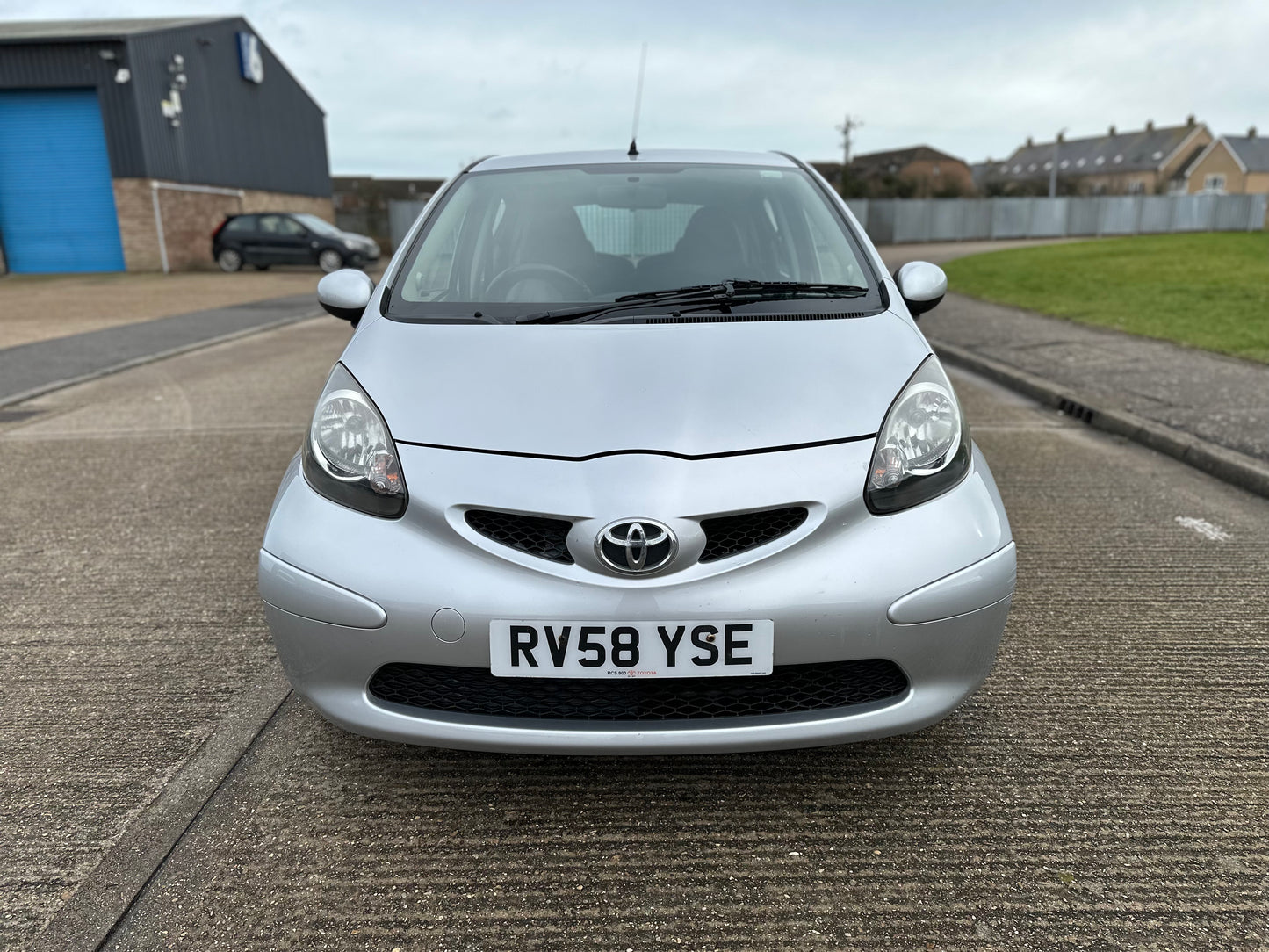 Toyota AYGO 1.0 VVT-i Platinum