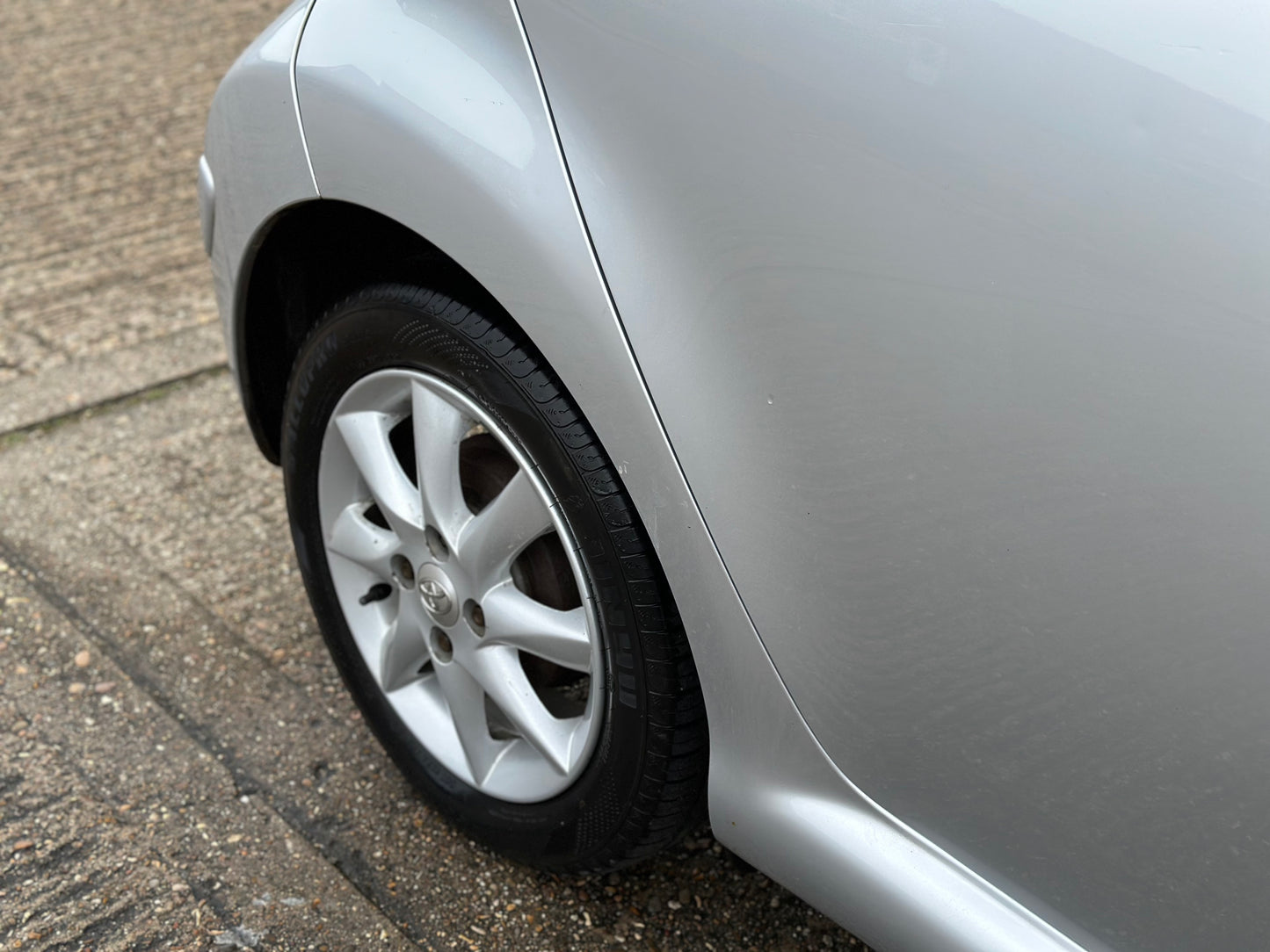 Toyota AYGO 1.0 VVT-i Platinum