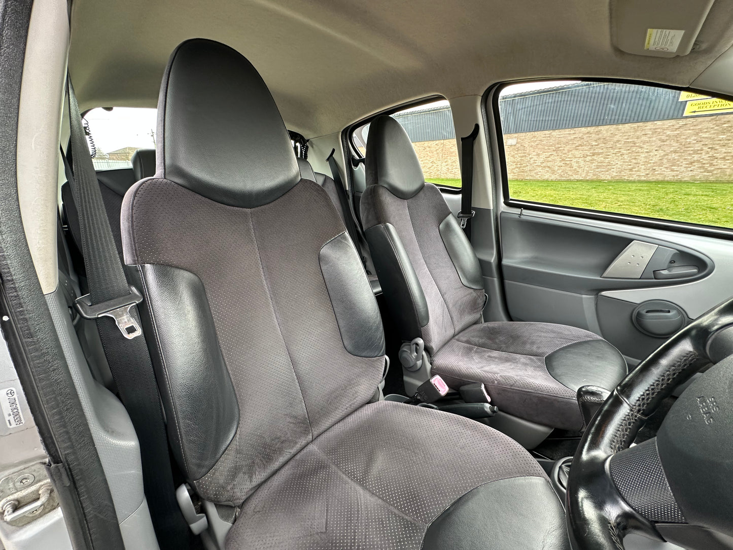 Toyota AYGO 1.0 VVT-i Platinum