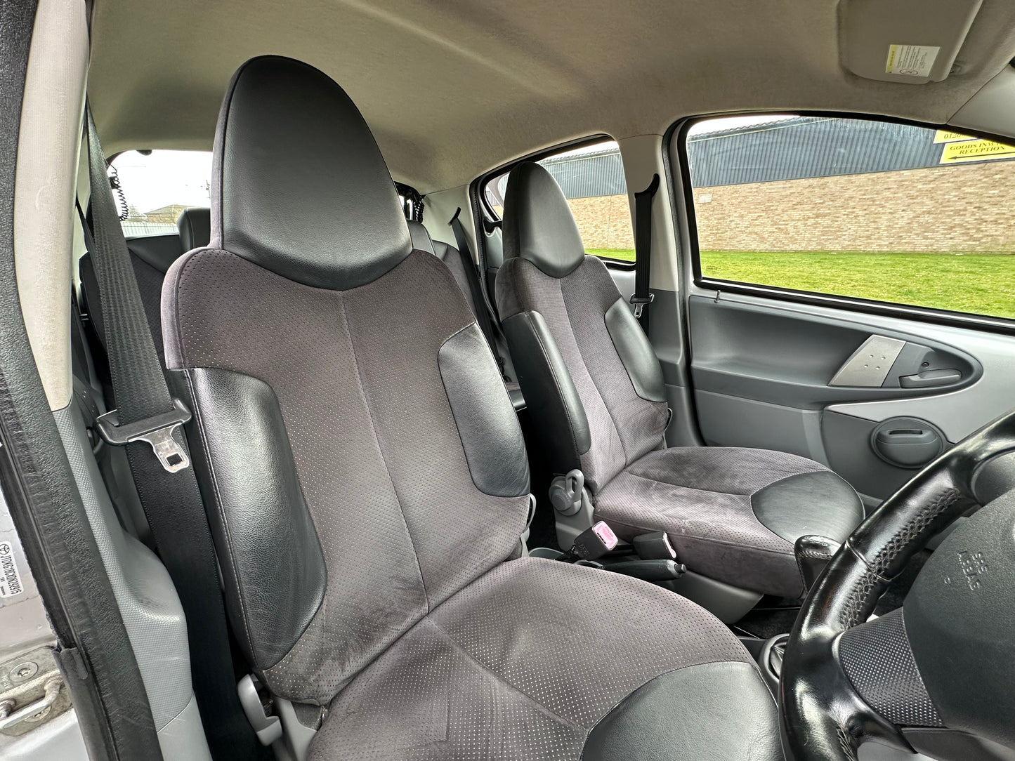 Toyota AYGO 1.0 VVT-i Platinum