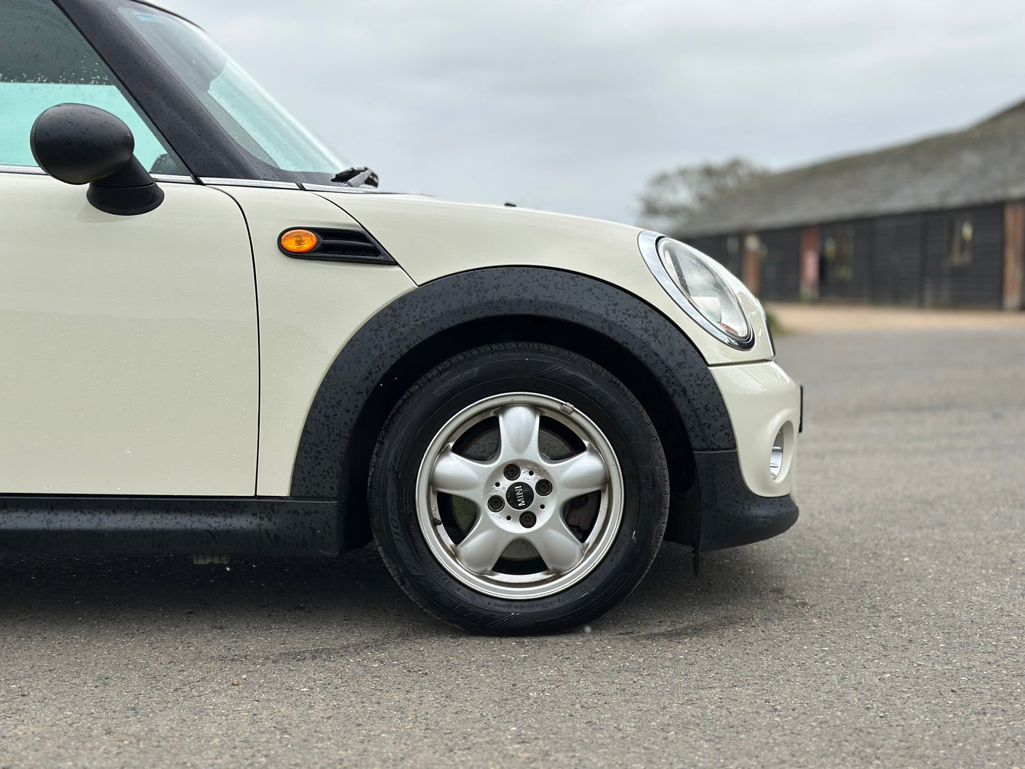 MINI HATCHBACK 1.6 One 3dr