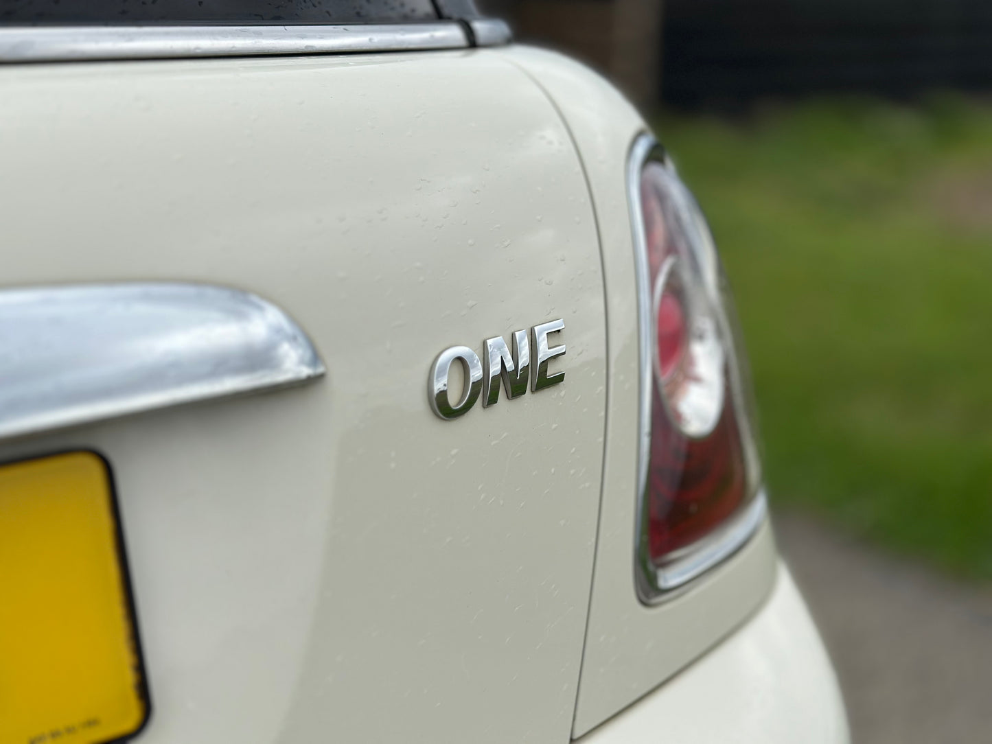 MINI HATCHBACK 1.6 One 3dr