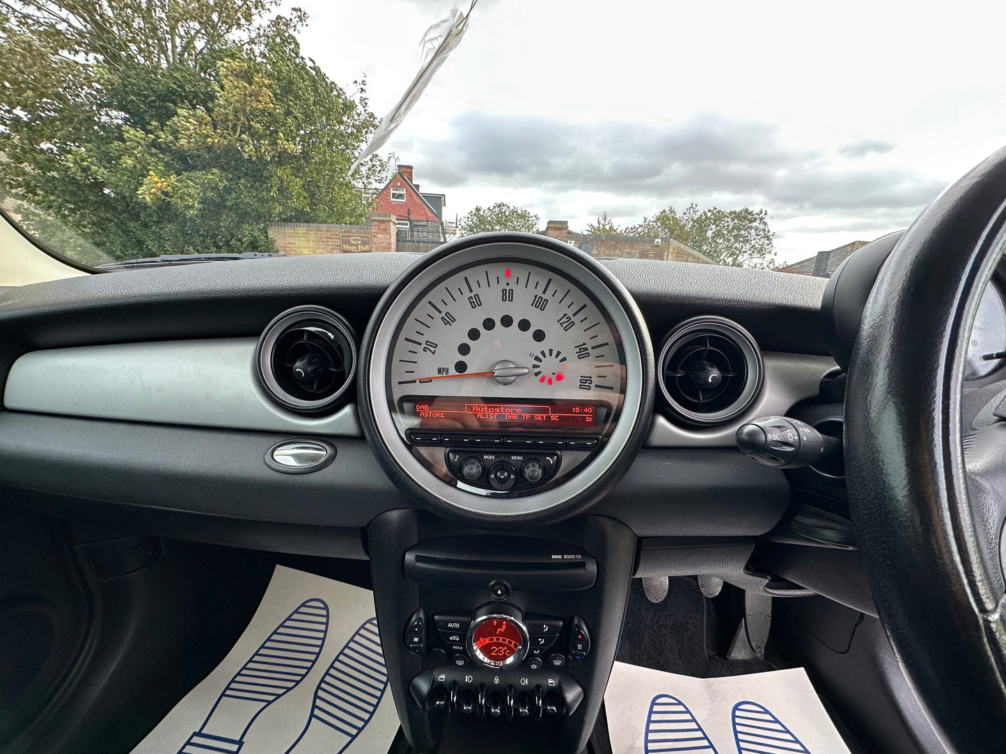 MINI HATCHBACK 1.6 One 3dr