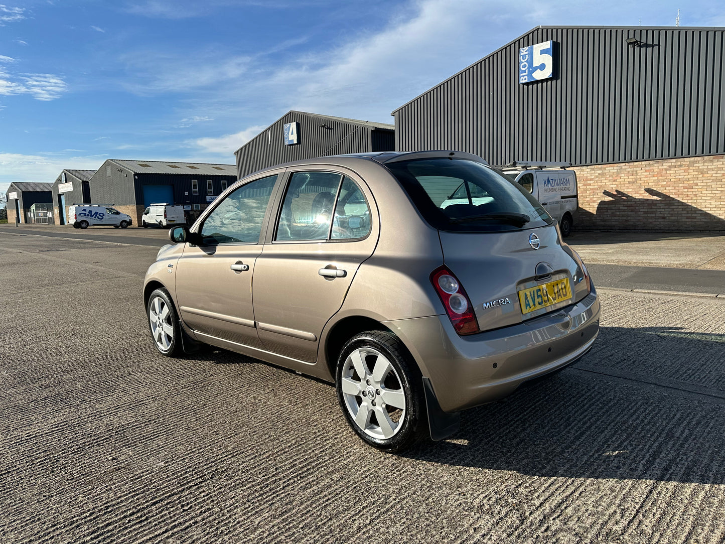 Nissan Micra 1.2 16v n-tec Hatchback 5dr