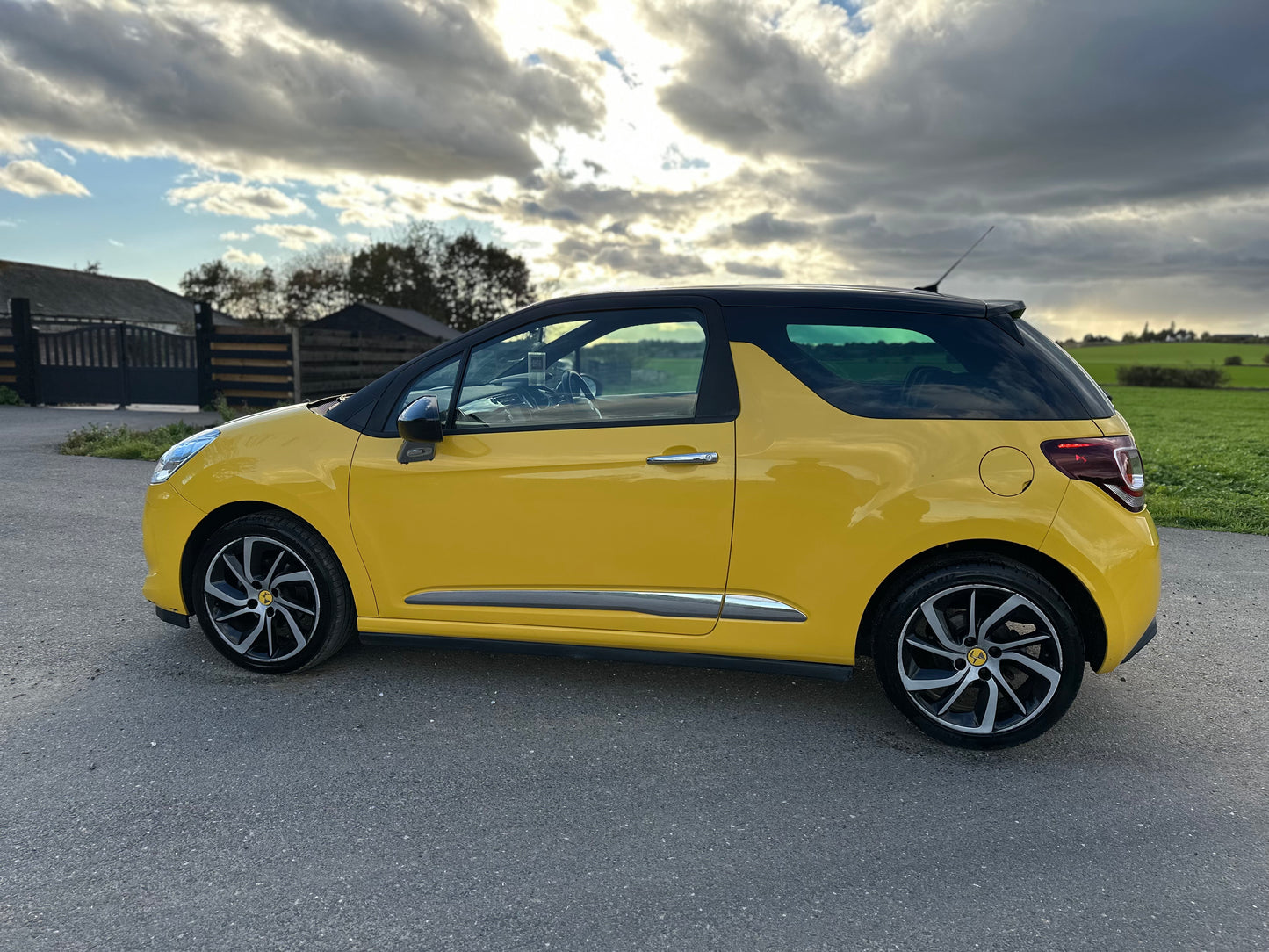 DS DS 3 1.2 PureTech 110 DStyle Nav 3dr