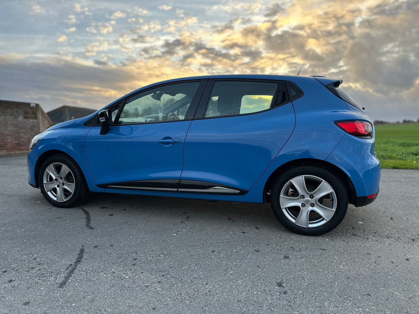 RENAULT CLIO 0.9 TCE 90 Dynamique MediaNav Energy 5dr