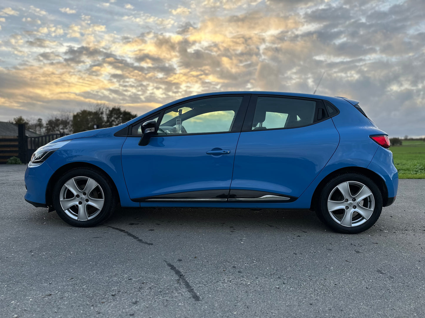 RENAULT CLIO 0.9 TCE 90 Dynamique MediaNav Energy 5dr