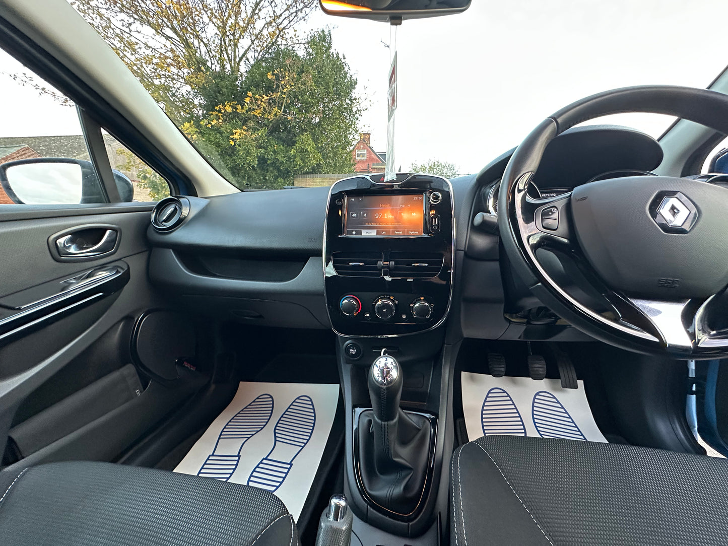 RENAULT CLIO 0.9 TCE 90 Dynamique MediaNav Energy 5dr