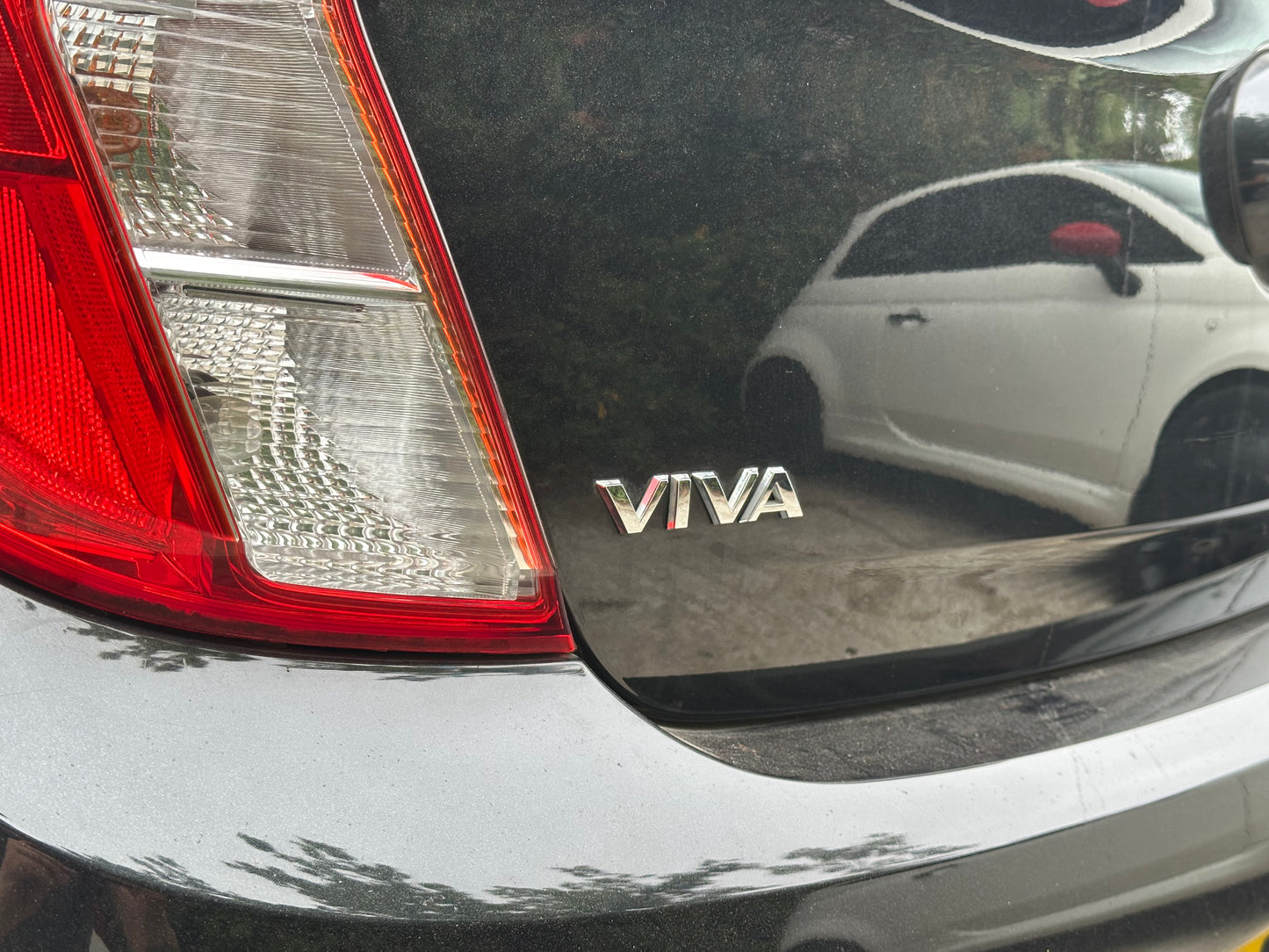 Vauxhall Viva 1.0i SL Euro 6 5dr
