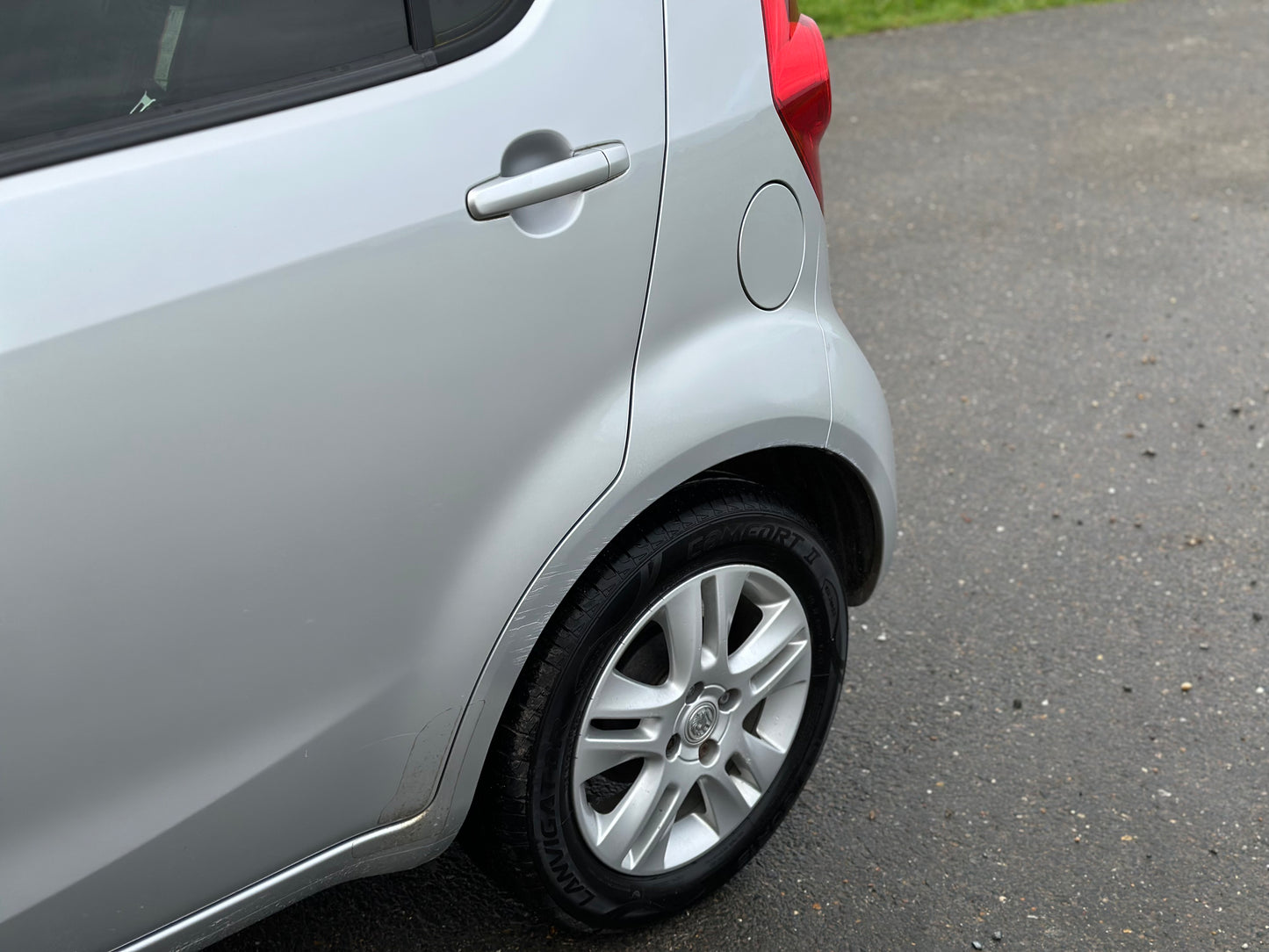 VAUXHALL AGILA 1.2 VVT ecoFLEX SE 5dr