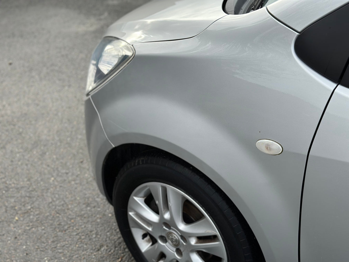 VAUXHALL AGILA 1.2 VVT ecoFLEX SE 5dr