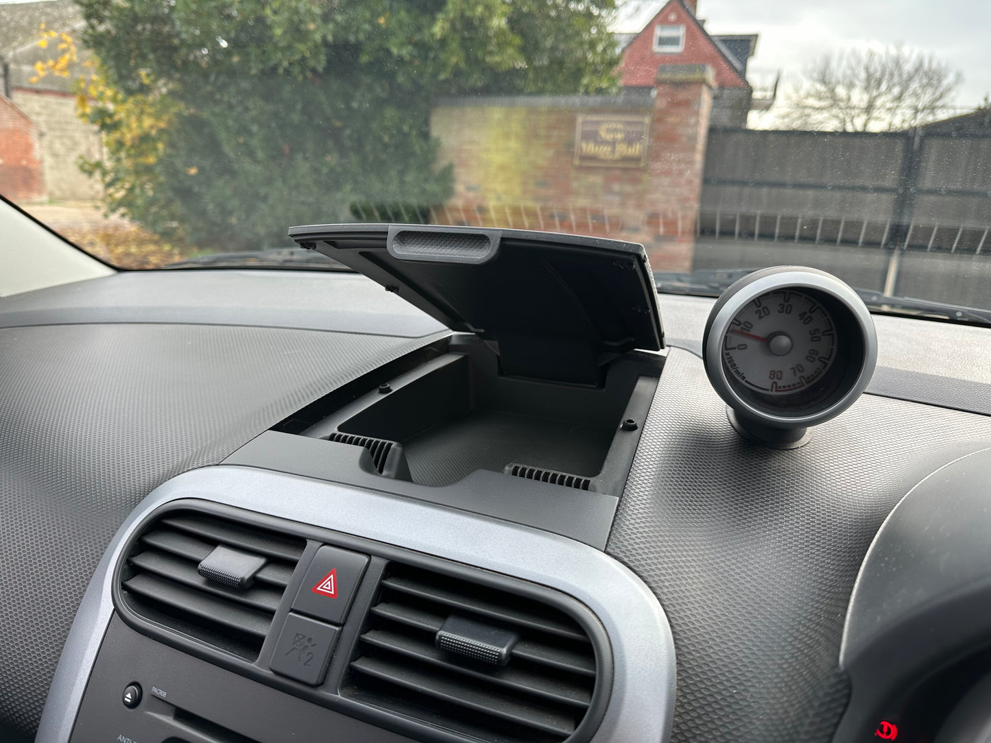 VAUXHALL AGILA 1.2 VVT ecoFLEX SE 5dr