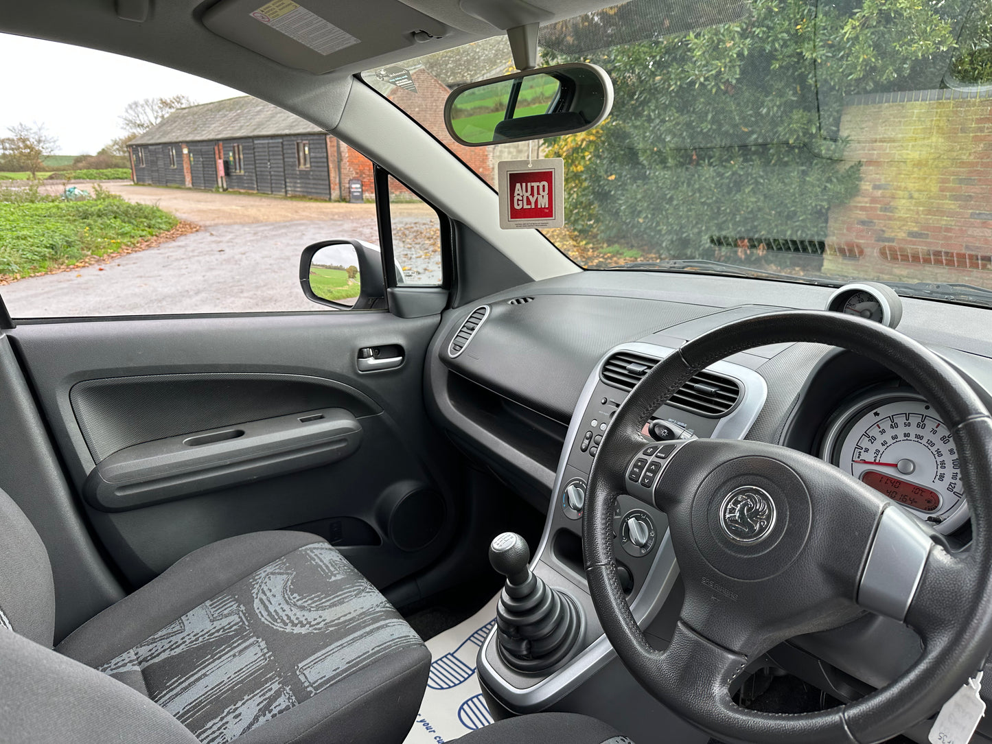 VAUXHALL AGILA 1.2 VVT ecoFLEX SE 5dr