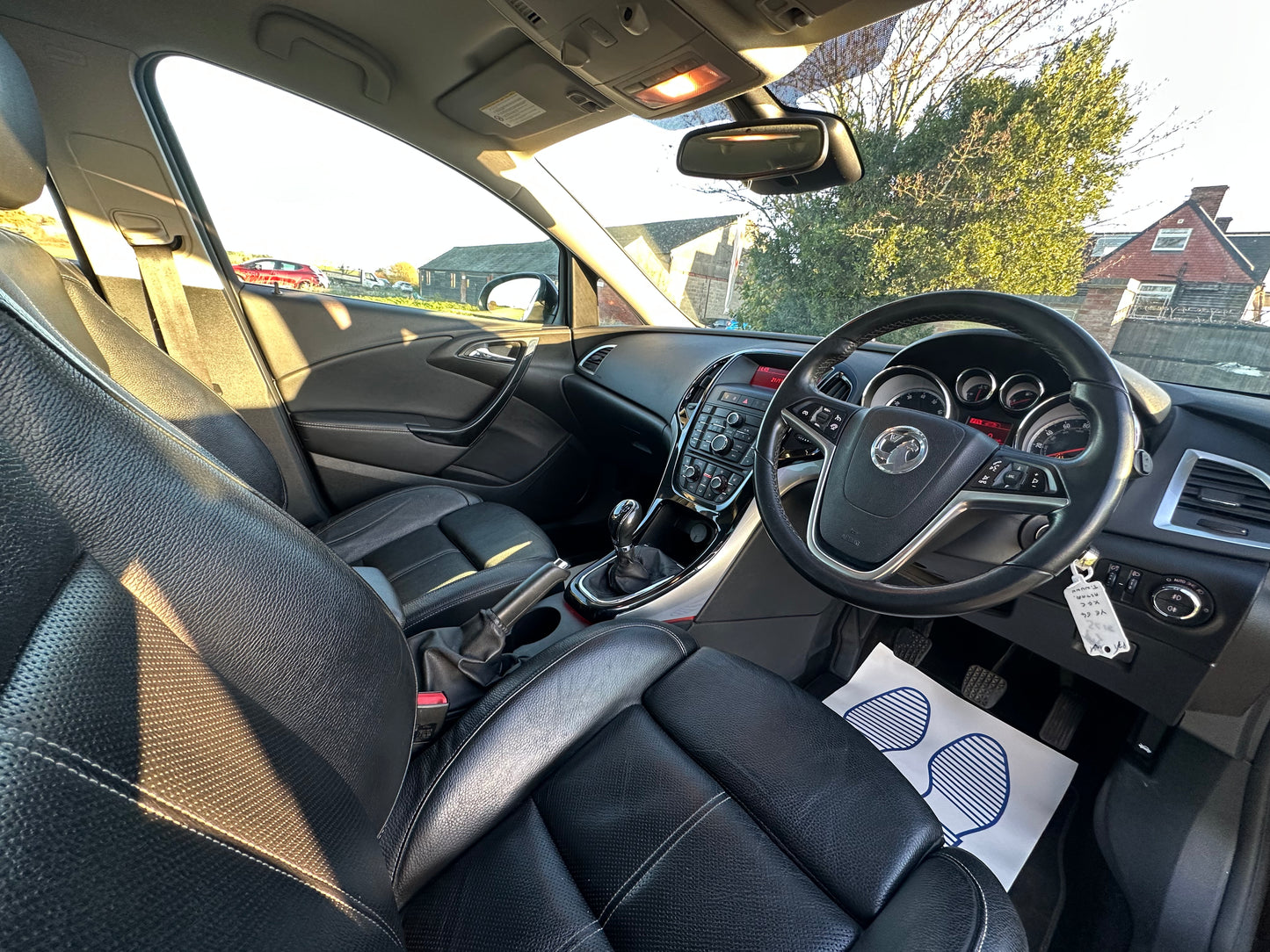 VAUXHALL ASTRA 1.6i 16V Elite 5dr