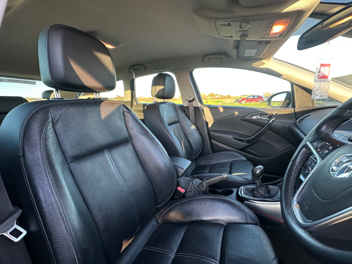 VAUXHALL ASTRA 1.6i 16V Elite 5dr